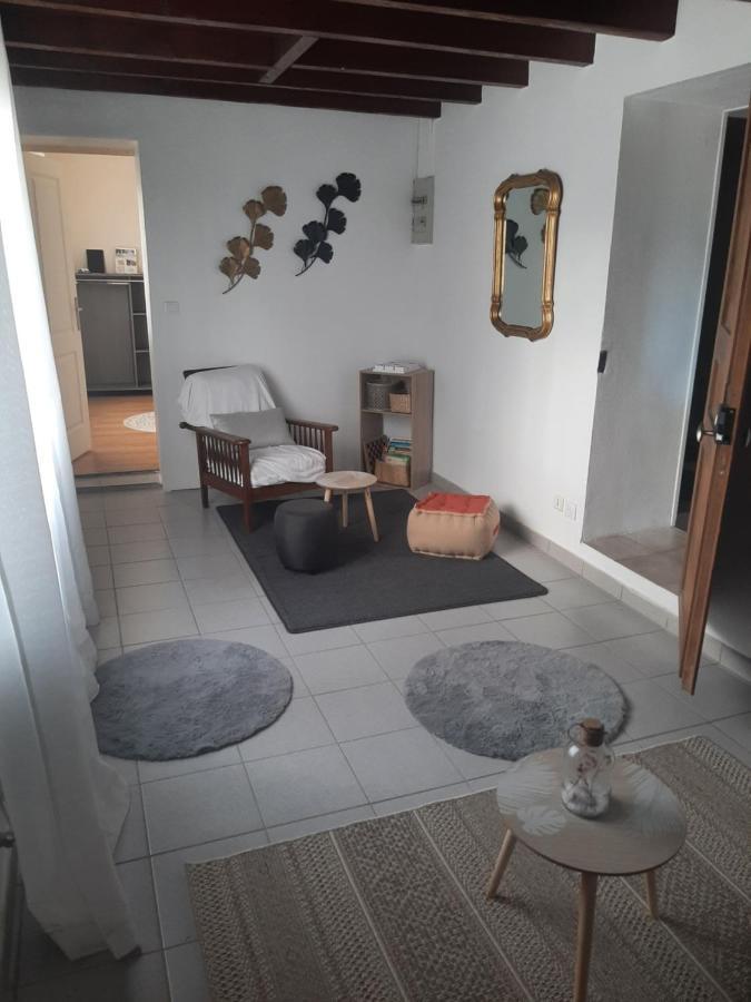 Gite A La Campagne Avec Piscine Biziat Exterior foto